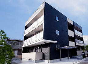 木造3階建賃貸の外観