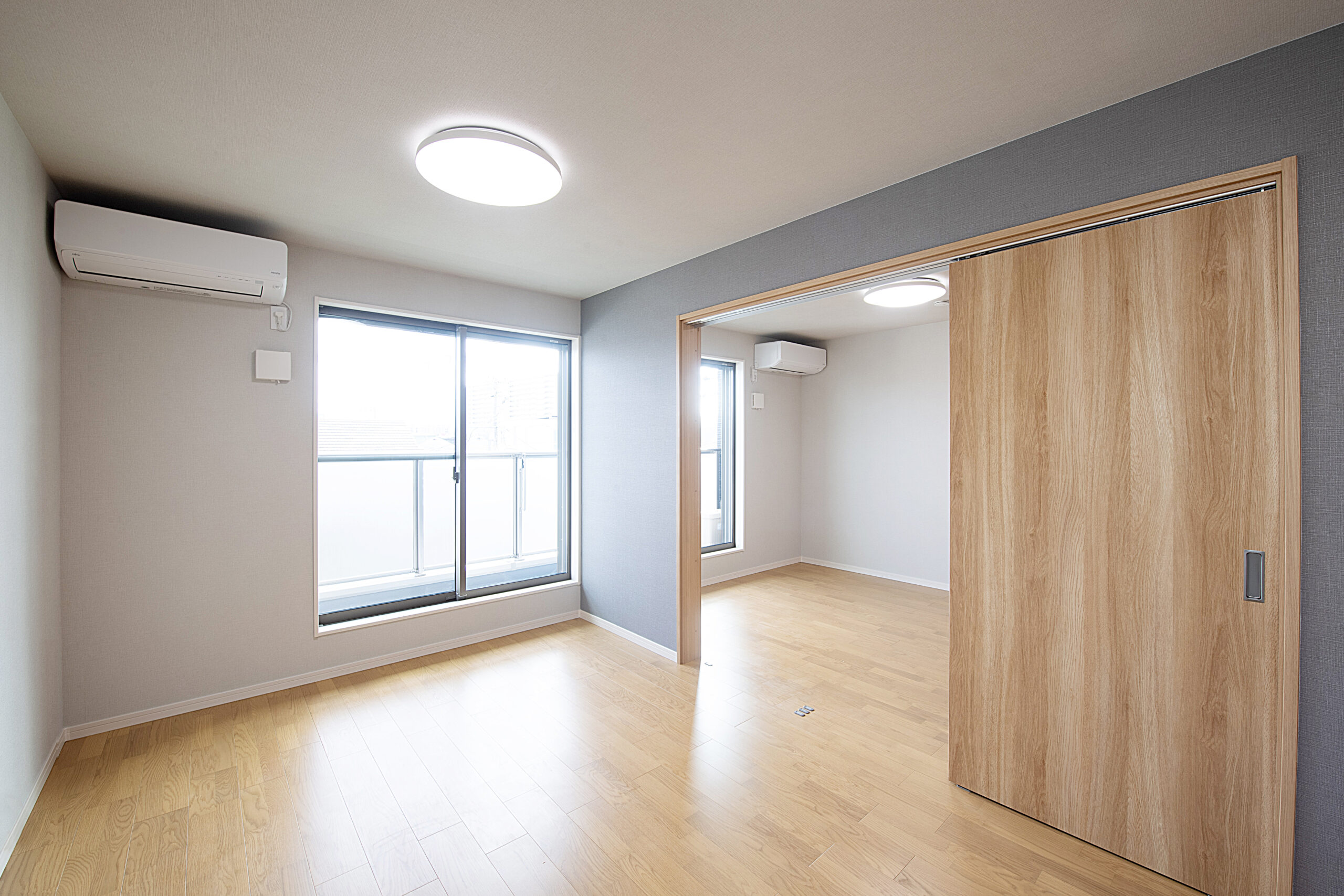 【共同住宅】スタイリッシュな木造3階建