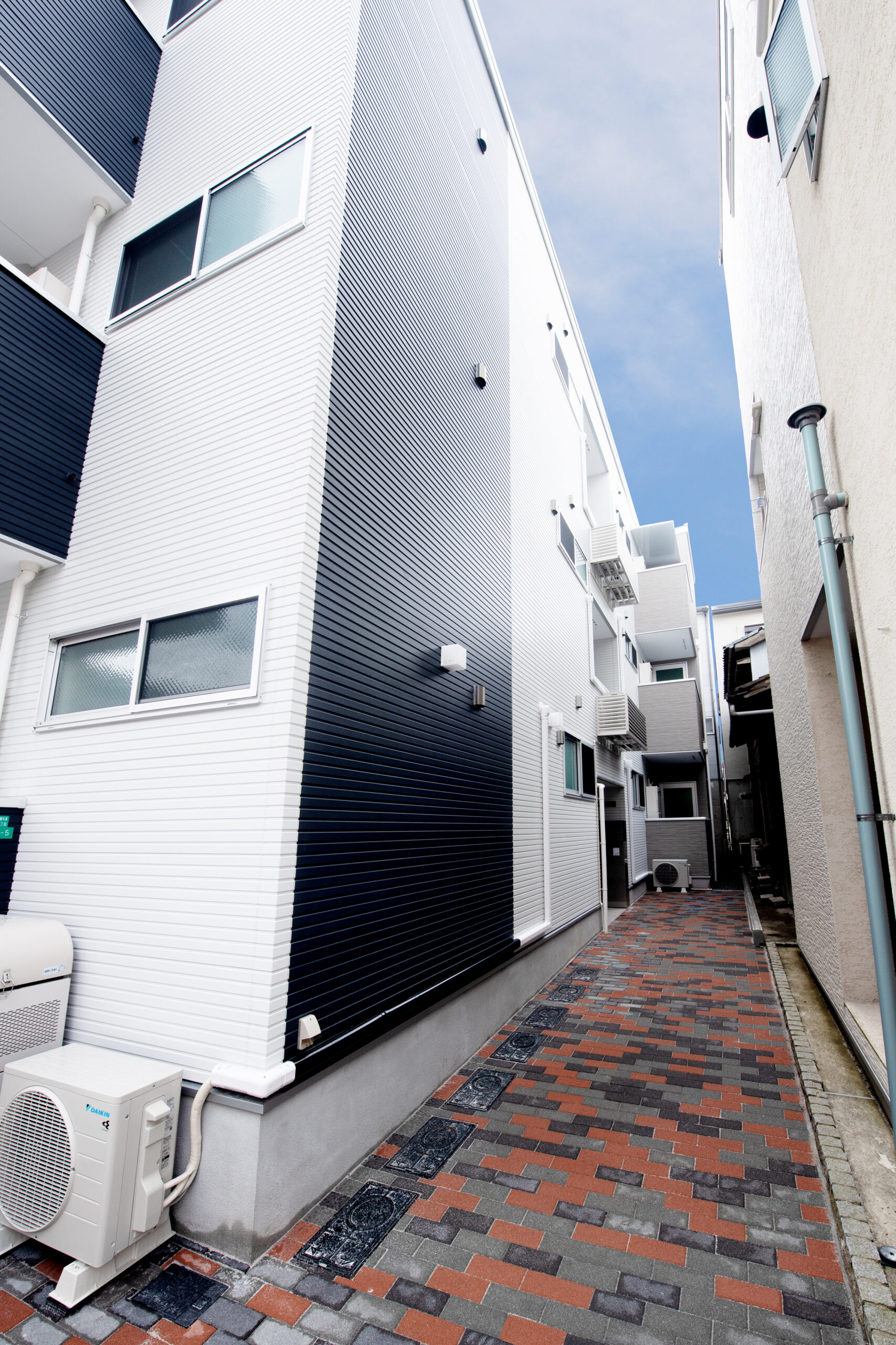 【共同住宅】借地の状況を見据えた、木造3階建てメゾンの現実的な活用提案